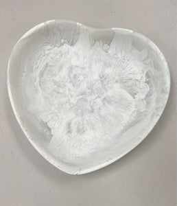 Resin Large Heart Various Colours XQ03