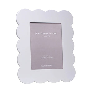 Lacquer Scallop Photo Frame White FR 11000